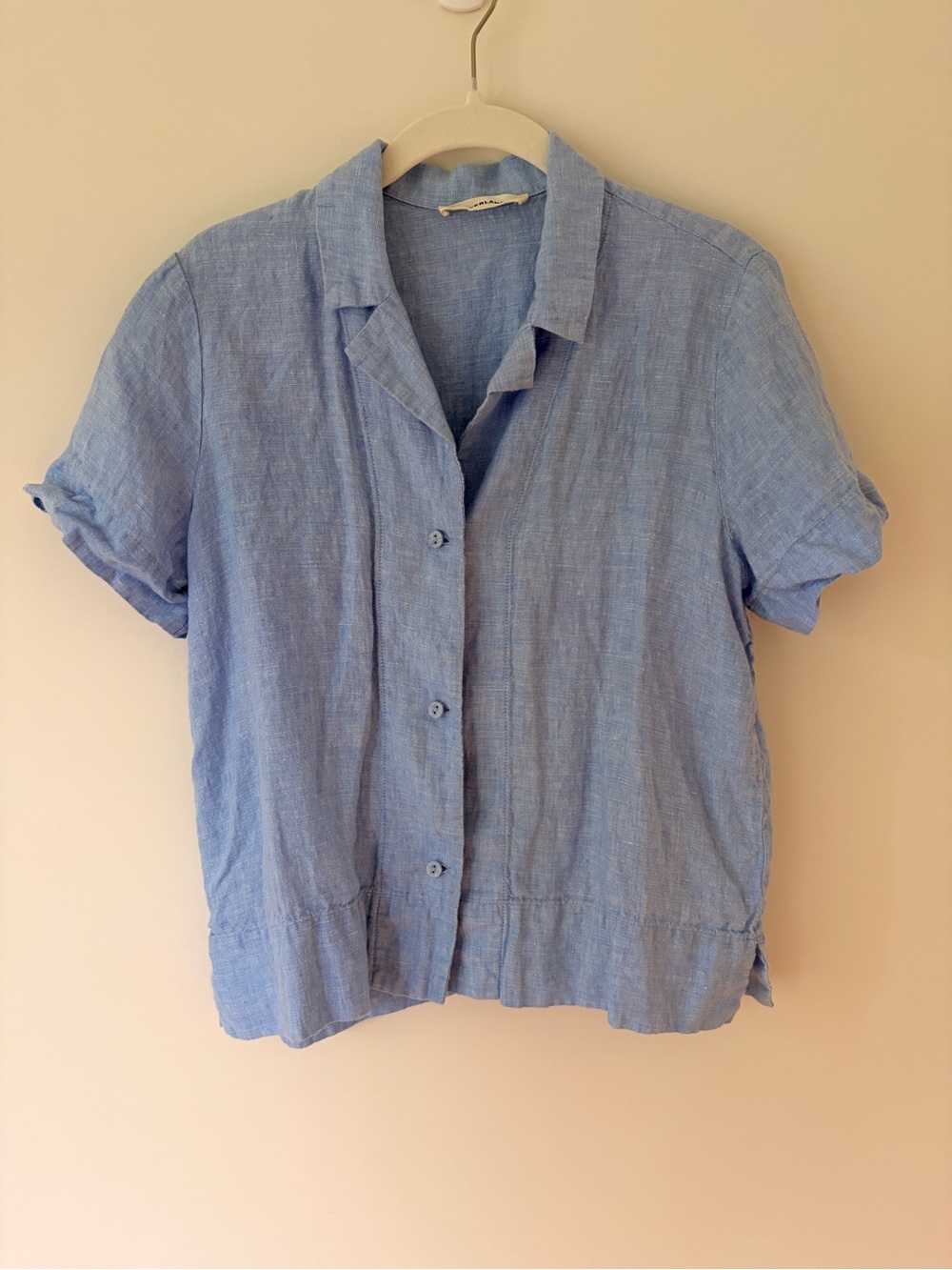 Everlane Light Blue Short Sleeve Linen Button-Down Shirt